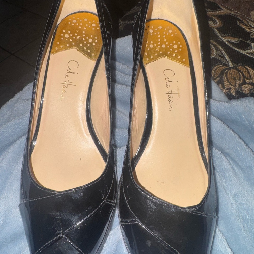 Cole Haan Black Patent Leather Heels with Nike Air technology